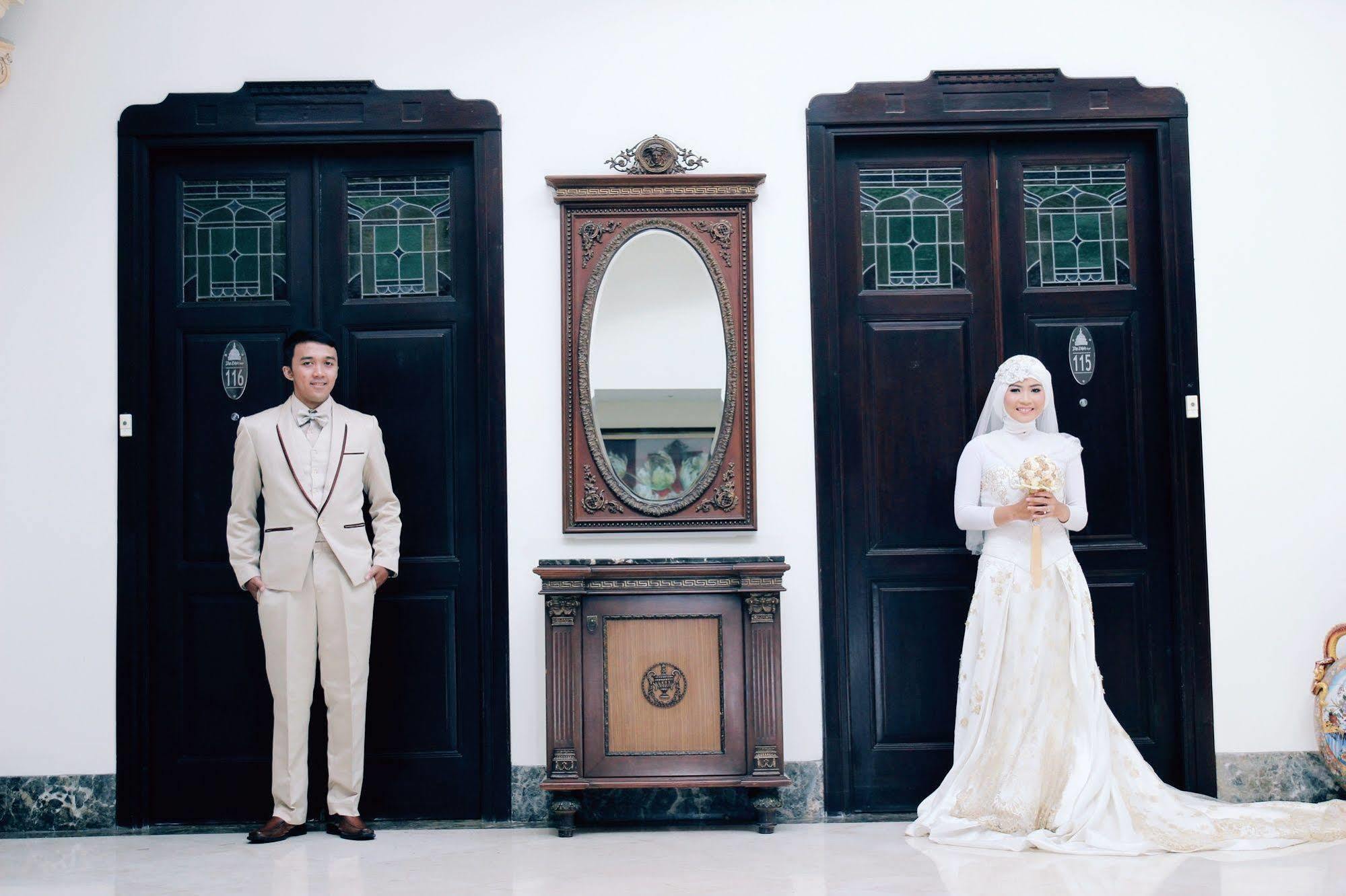 The Palais Hotel Dago Bandung Exterior photo